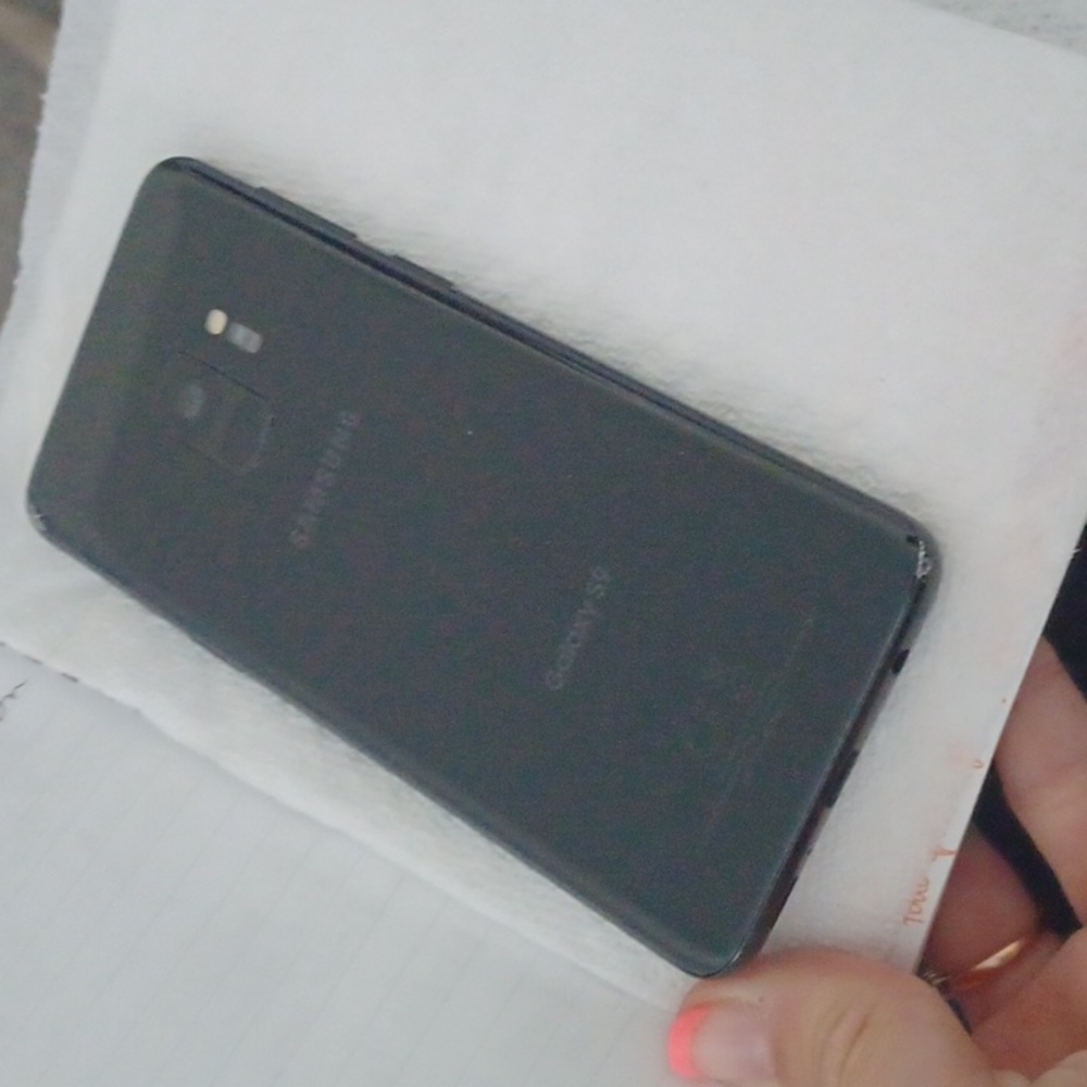 Samsung Galaxy S9 phone unlocked